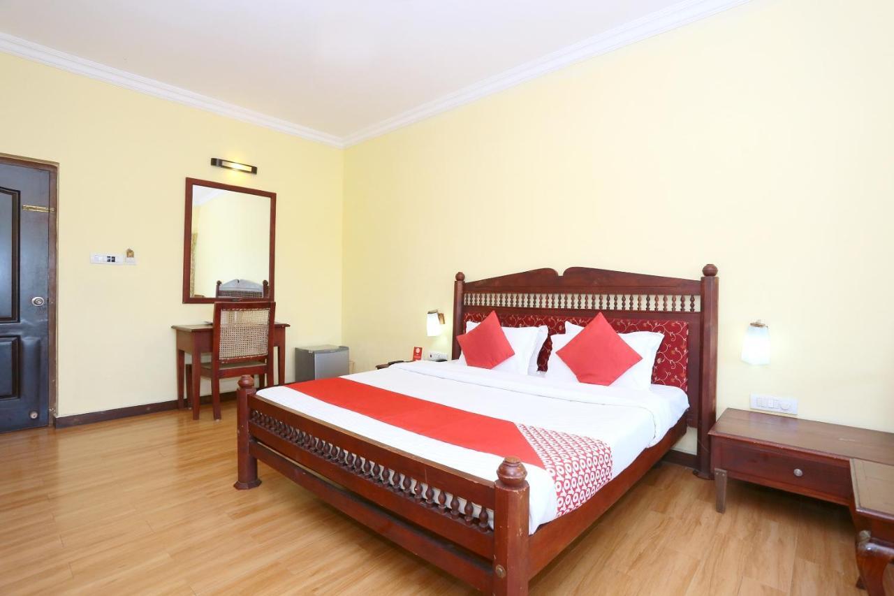 Oyo 26874 Manor Backwater Resort קומרקום מראה חיצוני תמונה