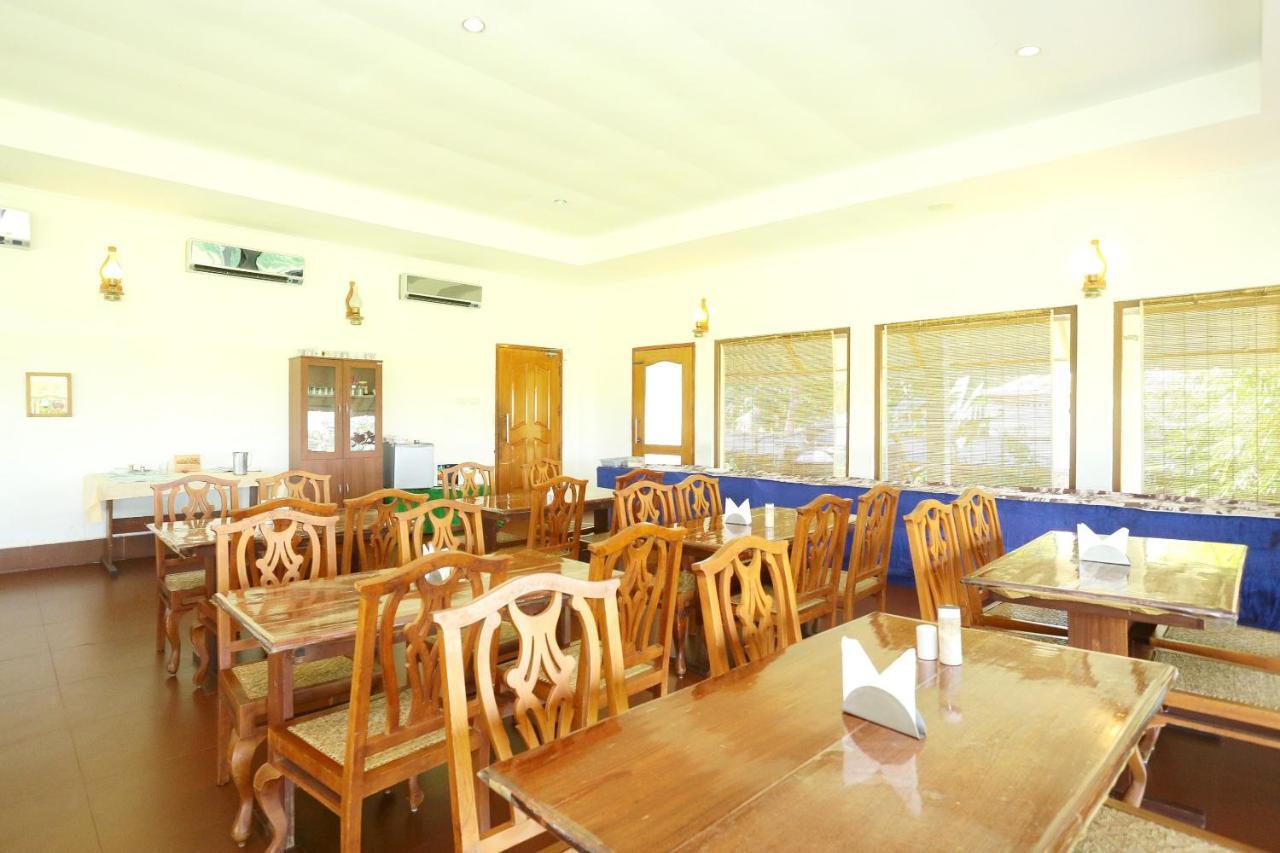 Oyo 26874 Manor Backwater Resort קומרקום מראה חיצוני תמונה