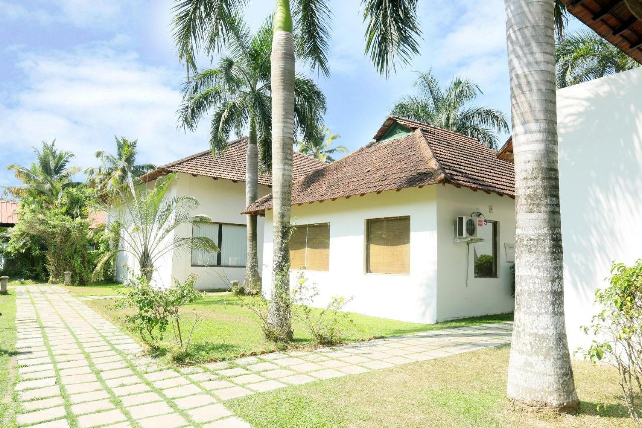 Oyo 26874 Manor Backwater Resort קומרקום מראה חיצוני תמונה