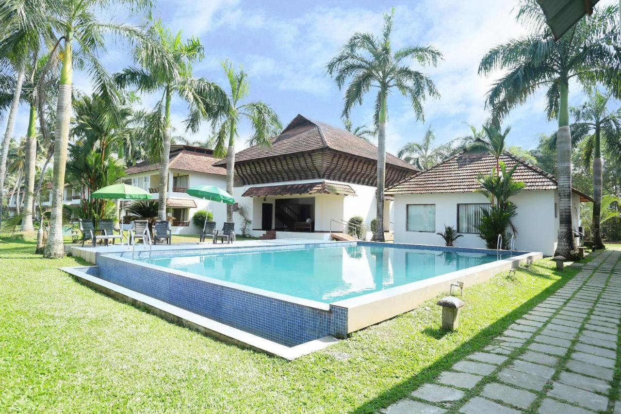 Oyo 26874 Manor Backwater Resort קומרקום מראה חיצוני תמונה